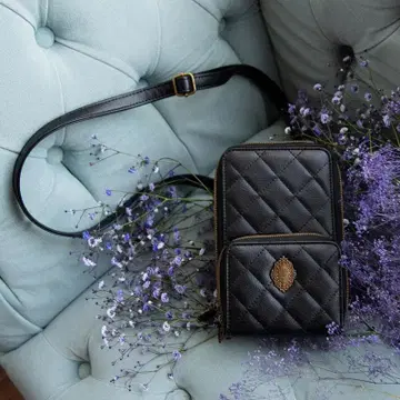 ANNA SUI 아나 수이 미니 아코디언 주름 스마트폰 숄더 Diamond