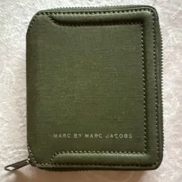 MARC BY MARC JACOBS 접이식 지갑 카키