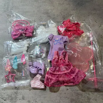 네오 브라이스 프루티 카레이도스코프 아웃핏 일식