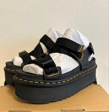 [최종 가격] Dr. Martens KIMBER 샌들 통굽