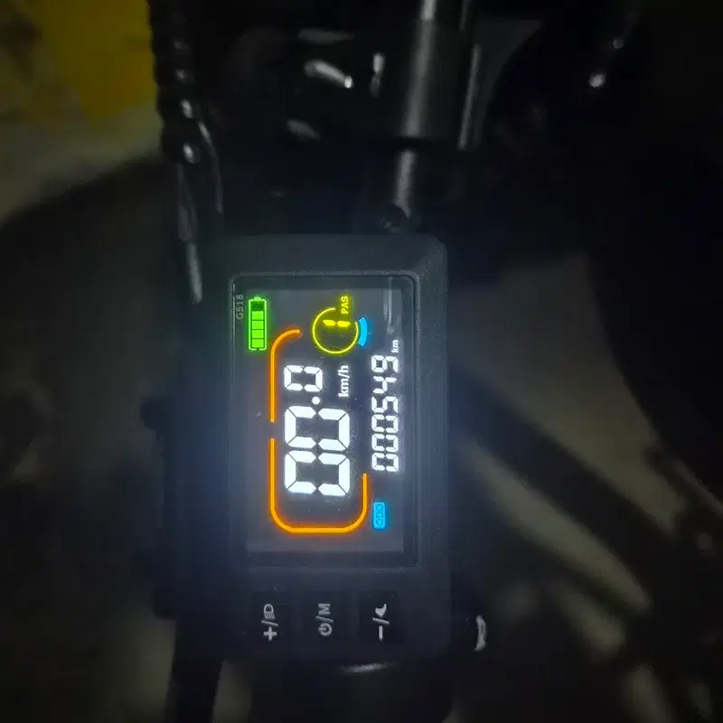자토바이 벤틀러스 26년형 XT7-rsp2 48v 500W 팝니다