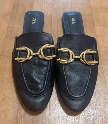 ZARA 비트 로퍼 뮬 블랙 38