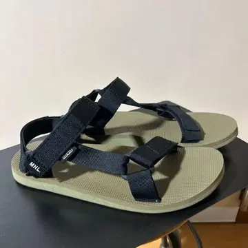Teva x MHL. 콜라보 샌들 카키 블랙 26cm