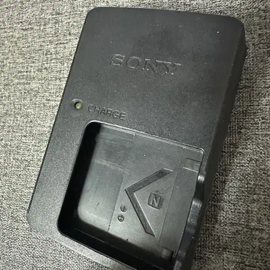 소니 SONY 정품충전기 BS-CSNB (NP-BN/1 배터리 w810,w830 대응)
