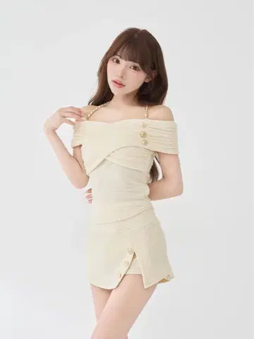 Darich 다리치 체인 오프숄더 웨이브 셋업