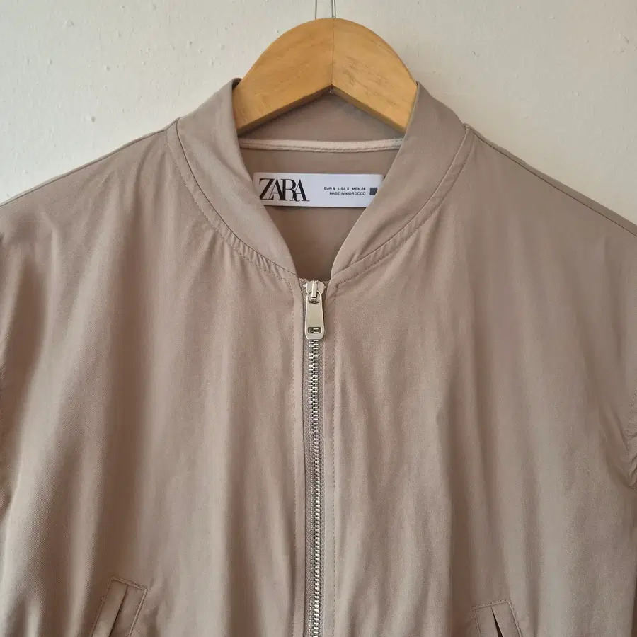 자라 Zara 여성 크롭블루종 S사이즈