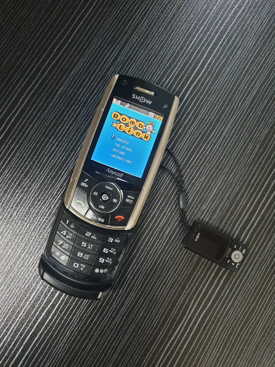 [KT용] 삼성애니콜 슬라이드폰 범브링 SPH-W2900 피처폰 옛날폰