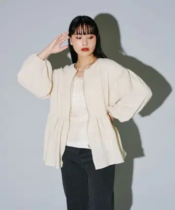 terrace 미사용 새상품 린넨 라이크 벌룬 슬리브 플럼 자켓