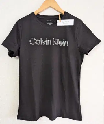 새상품 Calvin Klein 여성 M T셔츠 캘빈클라인 블랙