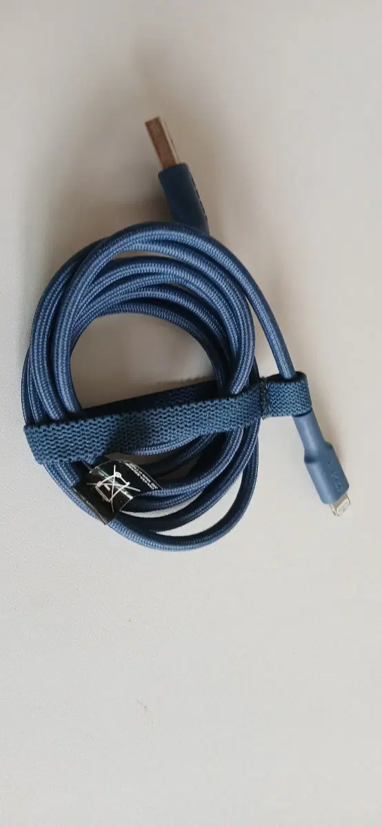 IKEA 애플 충전기 | IKEA Apple charger
