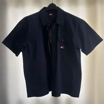 미사용 새상품 TOMMY HILFIGER 셔츠 한정판 가격 인하