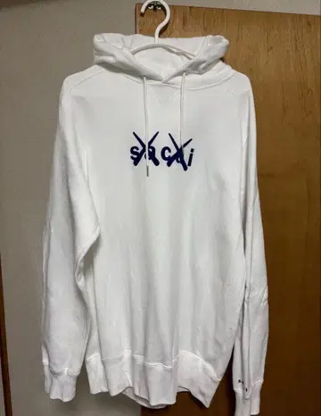 Sacai Kaws 후드티 콜라보 Size 3