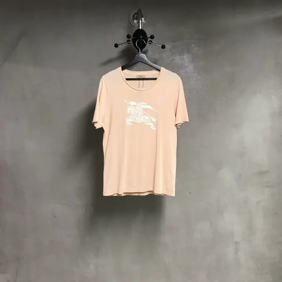 버버리 반팔 티셔츠 M