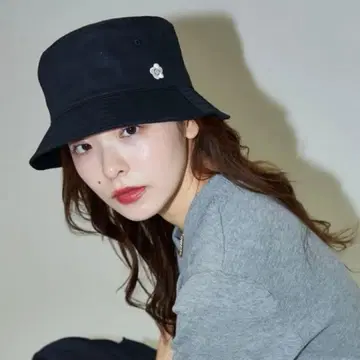 마리퀀트 MARY QUANT x PUBLUX 버킷햇 블랙