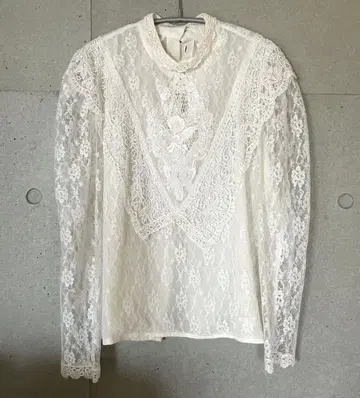 빈티지 레이스 블라우스 화이트