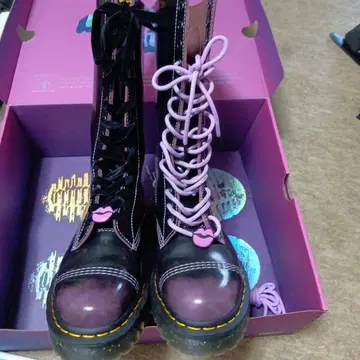 닥터마틴 Bratz 부츠 BRATZ PURPLE UK5