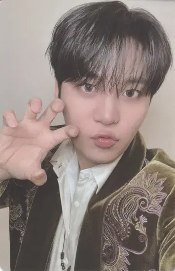 ATEEZ A VER. JONGHO GOLDEN HOUR : Part.5 Z