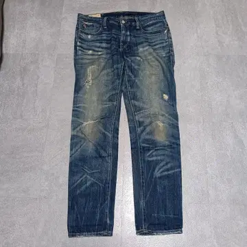 폴로 랄프로렌 데미지 가공 슬림 데님 팬츠
