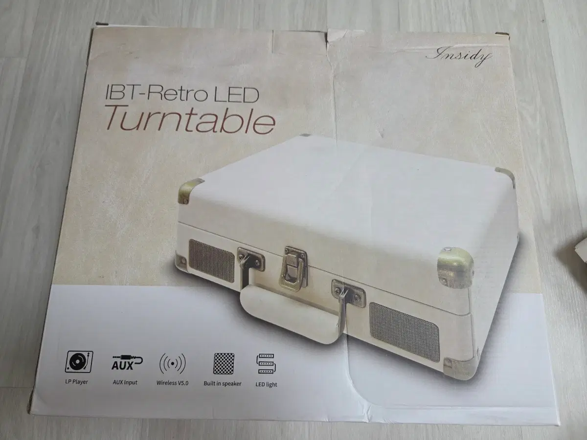 IBT-Retro LED Turntable 턴테이블