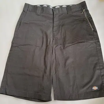 새상품급 Dickies 디키즈 하프 팬츠 블랙 32
