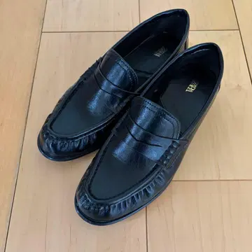 ZARA 여성용 개더 로퍼 블랙