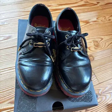 Dr.Martens 1461 YOTS