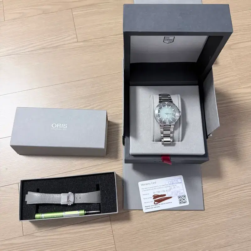 Oris Aquis Date 39.5mm (오리스 애커스)