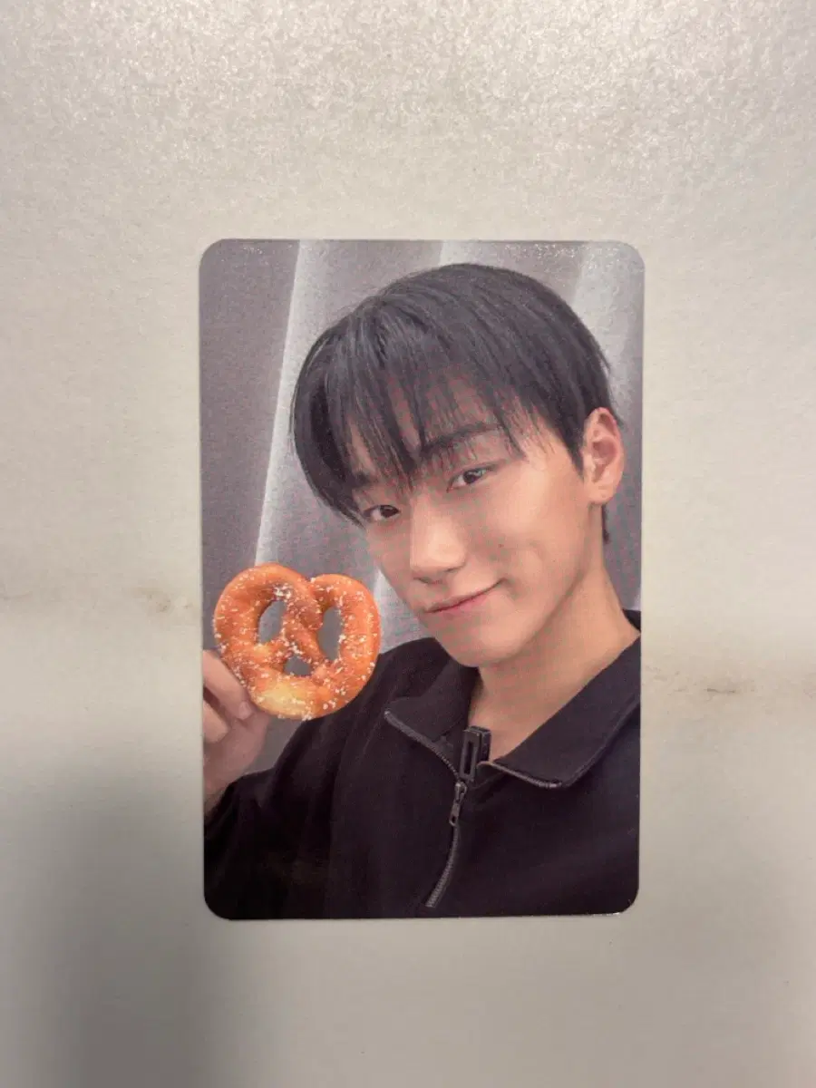 에이티즈 산 Offik 카페 골든아워5 음료 특전 포카