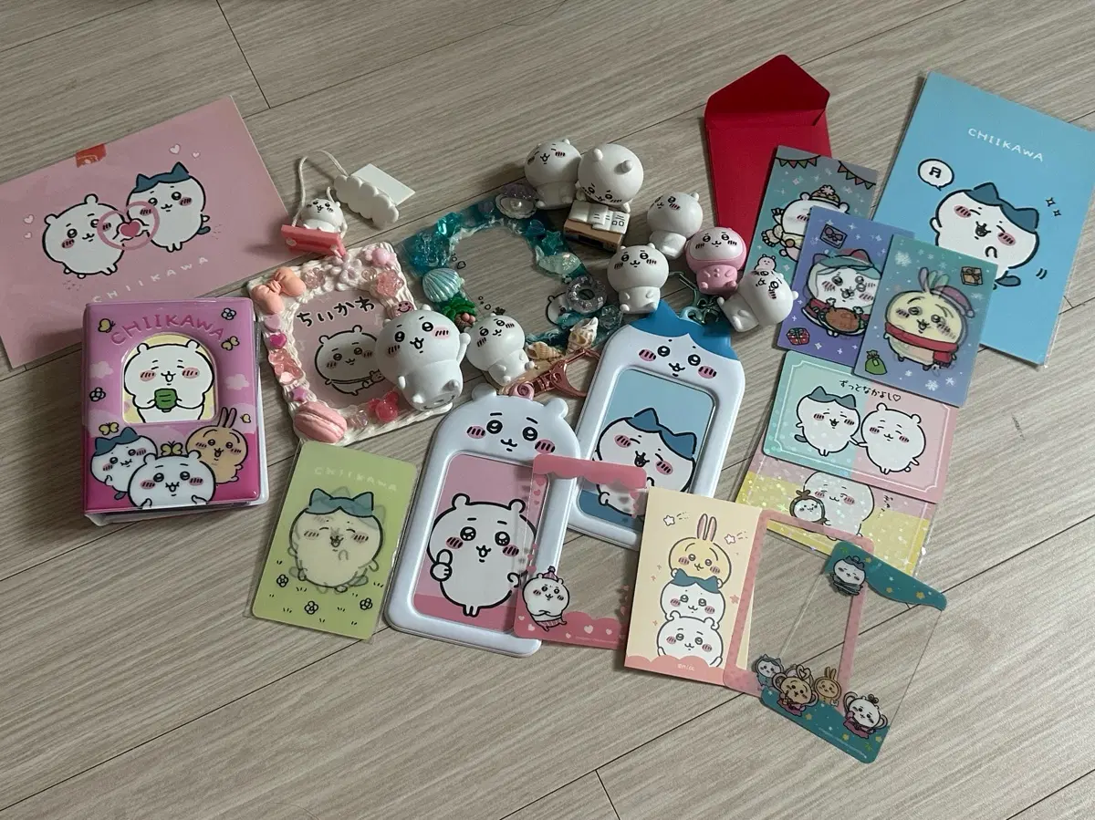 치이카와 하치와레 피규어 시계 가챠 렌티큘러 포카 콜렉트북 포카홀더 구미카드 엽서 마스코트