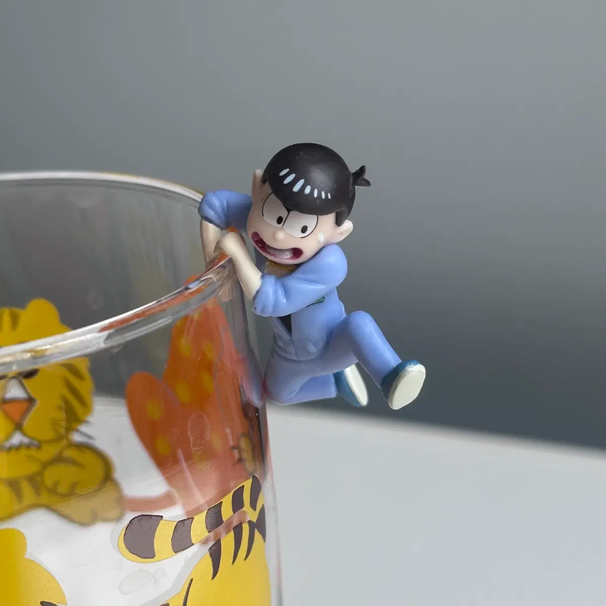 오소마츠상 컵 피규어 (카라마츠)