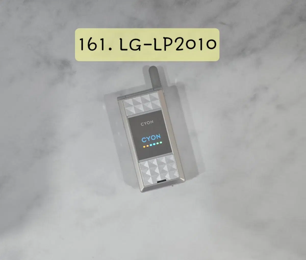 LG-LP2010 ( 싸이언 폴더폰 )