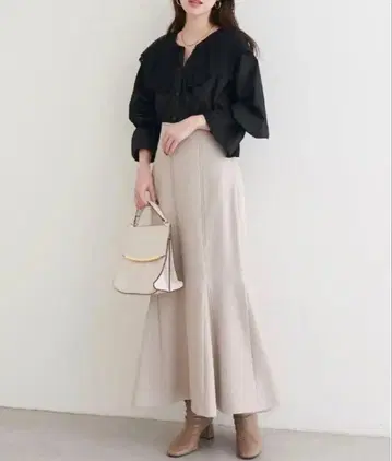 레이스 케이프 블라우스 [ natural couture ]