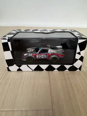 [ EBBRO ] Porsche 911 RSR Turbo 1974 Lemans
