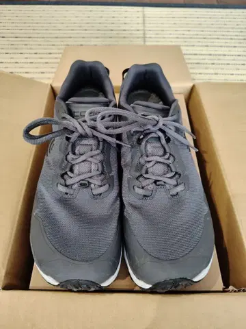 Topo Athletic 트래버스 US 11 29cm