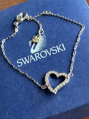 SWAROVSKI 스와로브스키 팔찌 하트 실버