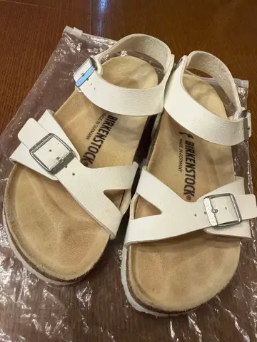 BIRKENSTOCK 샌들 화이트 36 사이즈 23