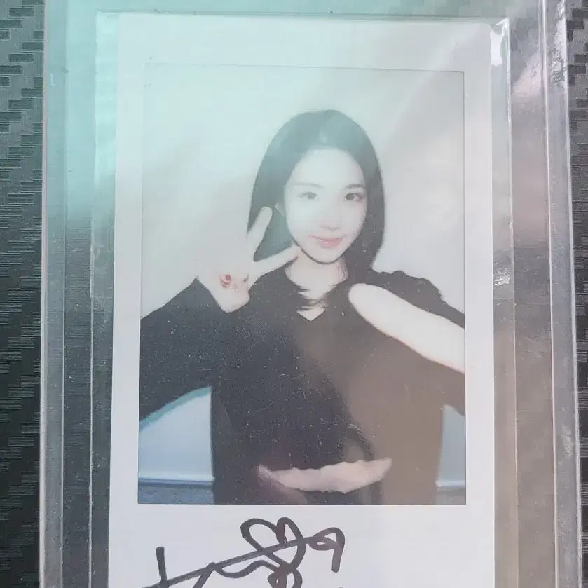 Shop polaroid signed on Bunjang Global Site - No more Korean account!