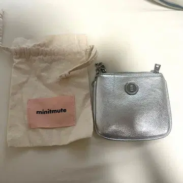 minitmute BRETT MICRO 실버 미니 숄더백