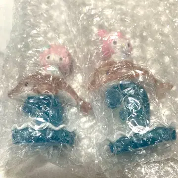 [ 미개봉 새상품 ] 산리오 돌고래 피규어 2개 세트 마이멜로디, 피아노