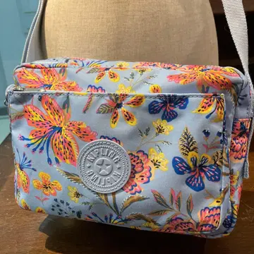 Kipling 숄더백 꽃무늬 라이트 블루
