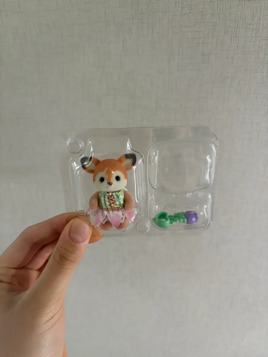 실바니안 블라인드백 아기 사슴 숲속 요정