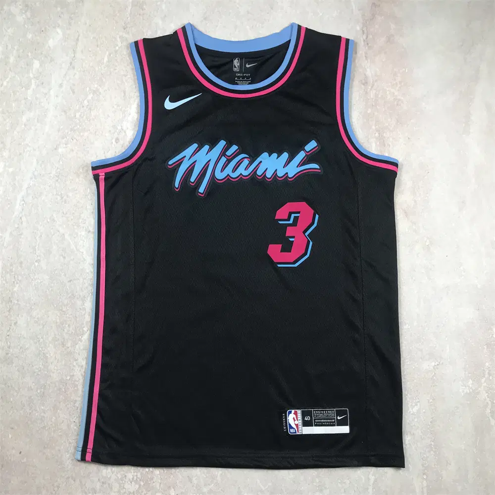 NBA 마이애미 히트 3번 웨이드 블랙시티판 농구복 열압력