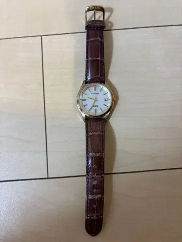 CITIZEN EXCEED H111 에코 드라이브 전파 시계 (작동 안 함)