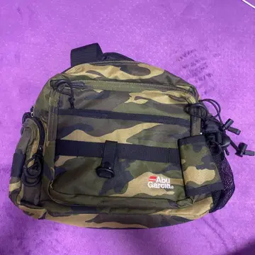 Abu Garcia 낚시용 가방 카모플라주 패턴