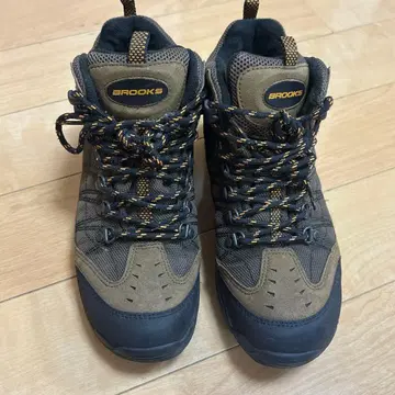 BROOKS 트레킹 슈즈 아웃도어 부츠