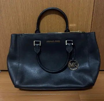 컨디션 최상 마이클코어스 Michael Kors 사피아노 가죽 핸드백