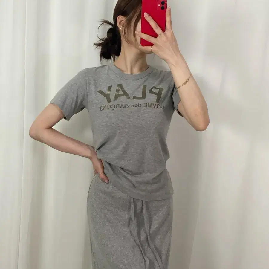 꼼데가르송 빅로고 그레이 T