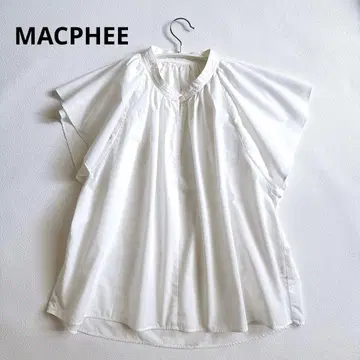 MACPHEE 투모로우랜드 코튼 브로드 넥 개더 블라우스 화이트