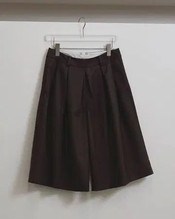 투데이풀 버뮤다 팬츠 택 포함 브라운 38SIZE