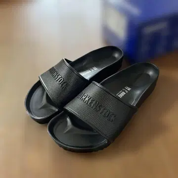BIRKENSTOCK 샌들 블랙 38 사이즈 가격 인하